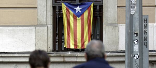 Una bandera no oficial de Cataluña, Estelada - Sputnik Mundo