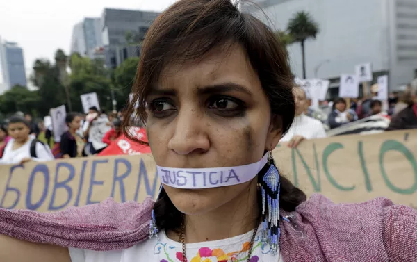 Un año de la masacre de los estudiantes de magisterio rural de Ayotzinapa. Ciudad de México Un año de la masacre de los estudiantes de magisterio rural de Ayotzinapa. Ciudad de México - Sputnik Mundo