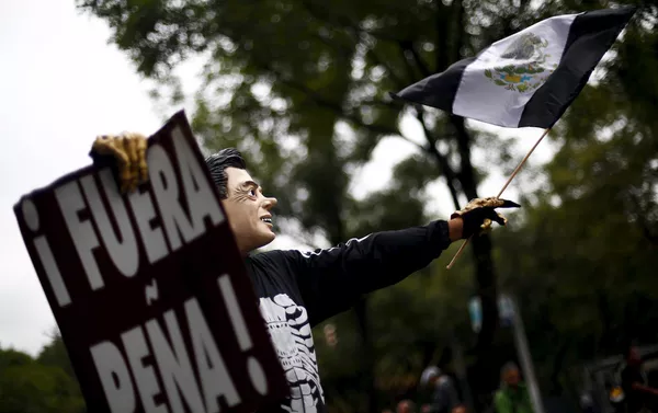 Un año de la masacre de los estudiantes de magisterio rural de Ayotzinapa. Ciudad de México Un año de la masacre de los estudiantes de magisterio rural de Ayotzinapa. Ciudad de México - Sputnik Mundo