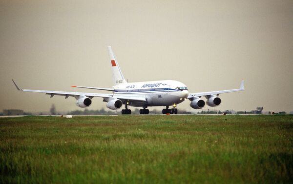 Superavión IL-96-300 - Sputnik Mundo