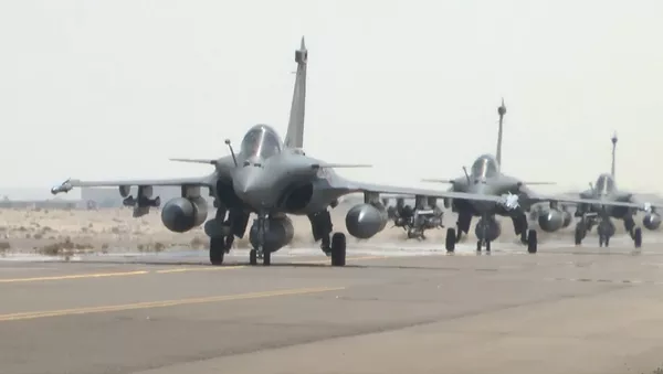 Cazas franceses Dassault Rafale en misión contra EI - Sputnik Mundo