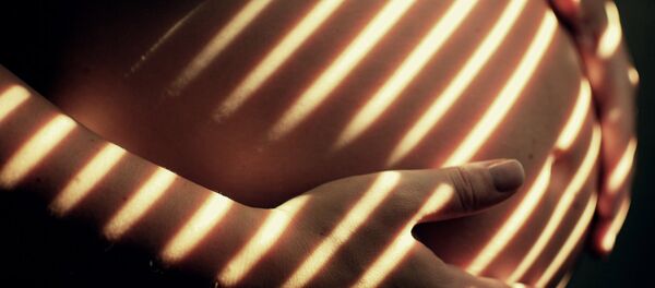 Venezuela sostiene campaña contra el embarazo adolescente - Sputnik Mundo