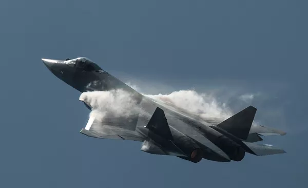 El T-50 es un caza de características únicas El T-50 es un caza de características únicas - Sputnik Mundo