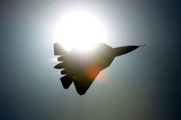 El T-50 es un caza de características únicas El T-50 es un caza de características únicas - Sputnik Mundo