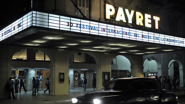 View of the facade of the Payret Theatre in downtown Havana during the 30th International Latin American Film Festival - Sputnik Mundo