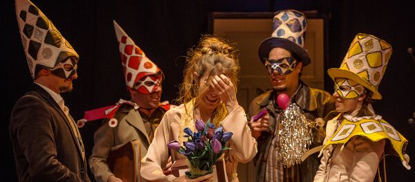 Estreno de Querida Elena en el teatro El Galpón (Montevideo) - Sputnik Mundo