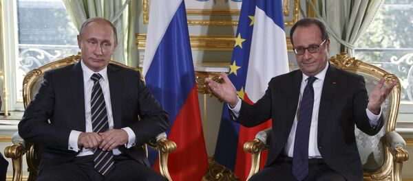Presidente de Rusia, Vladímir Putin y presidente de Francia, François Hollande - Sputnik Mundo