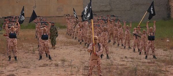 Militantes del Estado Islámico - Sputnik Mundo