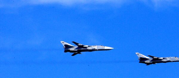 Bombarderos tácticos rusos Su-24 - Sputnik Mundo