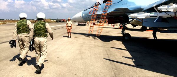 Pilotos rusos en Siria - Sputnik Mundo