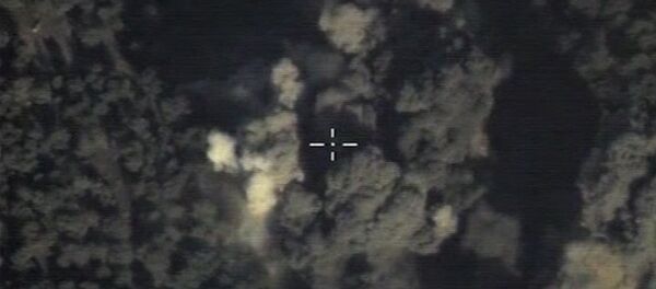 Ataque aéreo de Rusia sobre un objetivo del EI Ataque aéreo de Rusia sobre un objetivo del EI - Sputnik Mundo