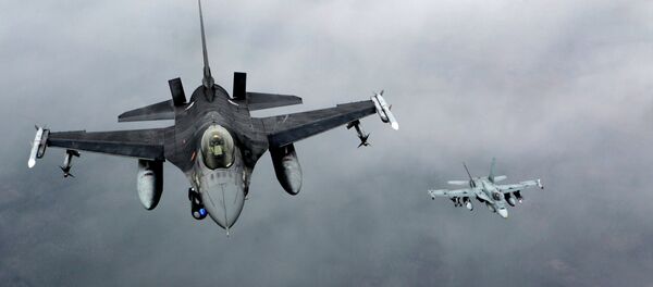Cazas F-16 de la OTAN - Sputnik Mundo