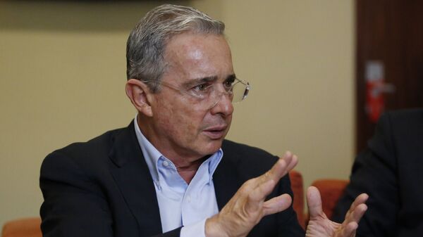 Álvaro Uribe Vélez, expresidente de Colombia - Sputnik Mundo