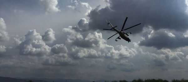 Un helicóptero en Siria (ilustración) - Sputnik Mundo