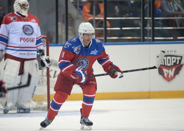 Putin sobre hielo - Sputnik Mundo