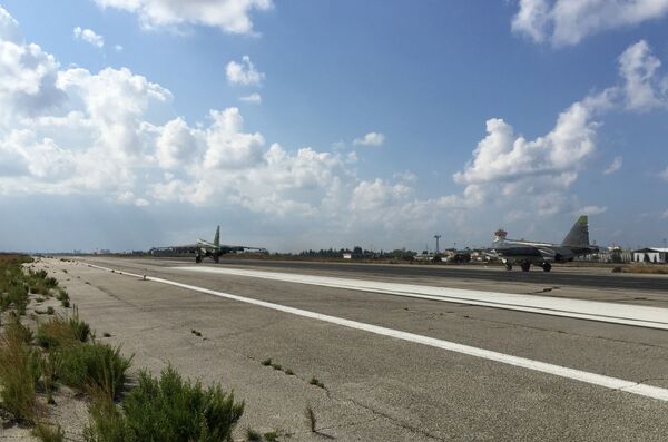 La aviación rusa contra el Estado Islámico - Sputnik Mundo