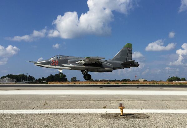 La aviación rusa contra el Estado Islámico - Sputnik Mundo