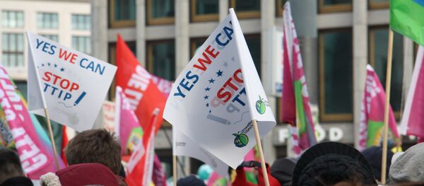 Protesta contra el TTIP - Sputnik Mundo