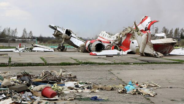 Escombros del avión del presidente de Polonia Lech Kaczynski (archivo) - Sputnik Mundo