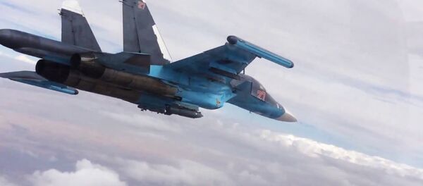 Caza rusa bombardea las posiciones de EI en Siria - Sputnik Mundo