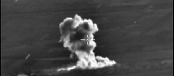 Bombardeos de Fuerza Aeroespacial rusa contra EI - Sputnik Mundo