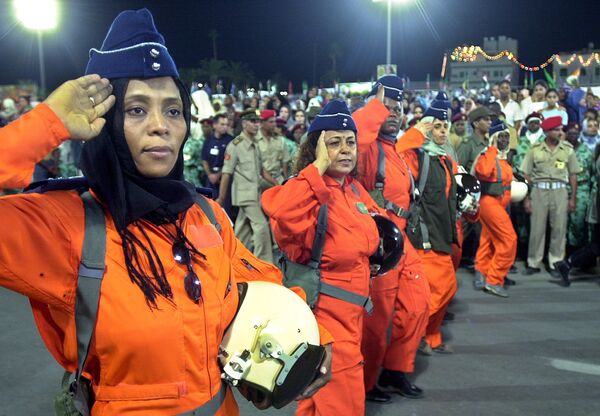 Flores del cielo: mujeres pilotos de cazas - Sputnik Mundo