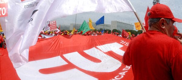 Manifestação da CUT em Brasília - Sputnik Mundo