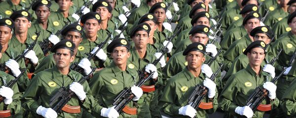 Fuerzas especiales cubanos marchan en La Habana - Sputnik Mundo