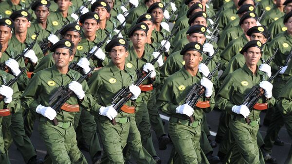 Fuerzas especiales cubanos marchan en La Habana - Sputnik Mundo