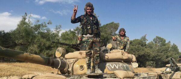 Soldados del Ejército sirio en la provincia de Hama - Sputnik Mundo