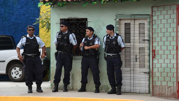 Policías brasileños - Sputnik Mundo