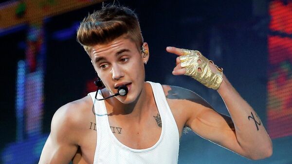 Justin Bieber, cantante - Sputnik Mundo