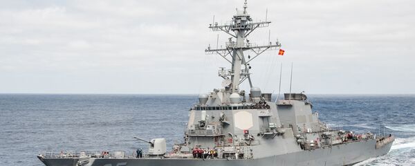 El destructor USS Benfold de las Fuerzas Navales de los EEUU - Sputnik Mundo