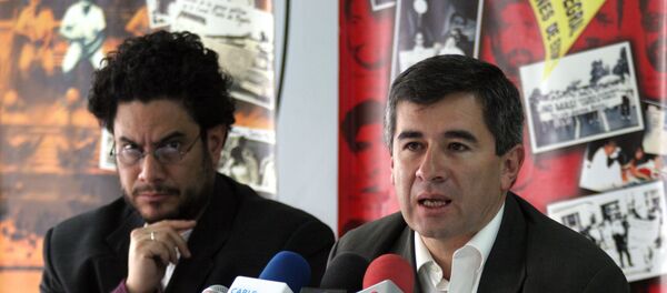 Senador colombiano, Iván Cepeda, y expresidente de Colombnia, Álvaro Uribe (archivo) - Sputnik Mundo