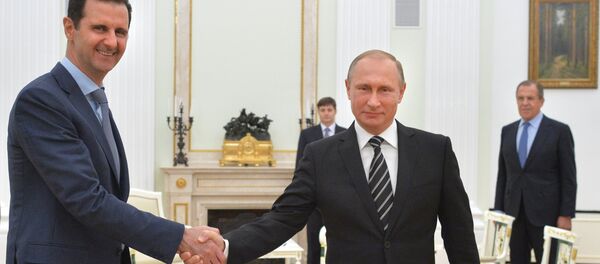 El presidente de Siria. Bashar al Asad y el presidente de Rusia, Vladímir Putin - Sputnik Mundo