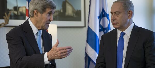 Secretario de Estado de EEUU, John Kerry y primer ministro de Israel, Benjamín Netanyahu - Sputnik Mundo