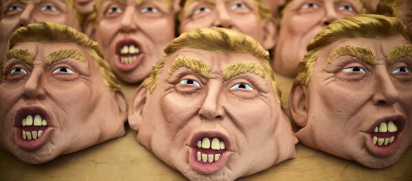 Máscaras de Donald Trump para la Noche de Brujas - Sputnik Mundo