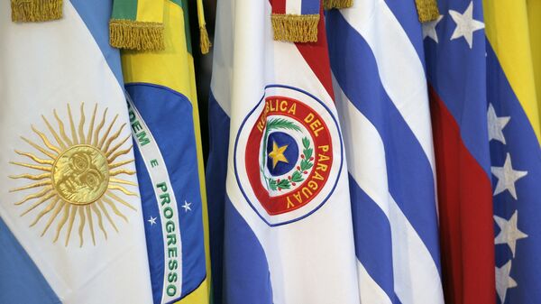 Banderas de los Estados miembros del Mercosur (archivo) - Sputnik Mundo