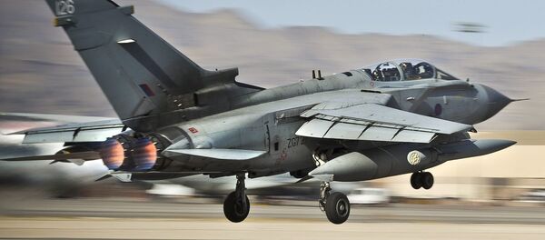 Caza Tornado GR4 de la RAF británica - Sputnik Mundo