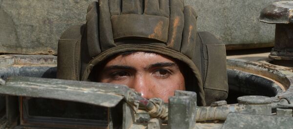 Soldado del ejército sirio - Sputnik Mundo