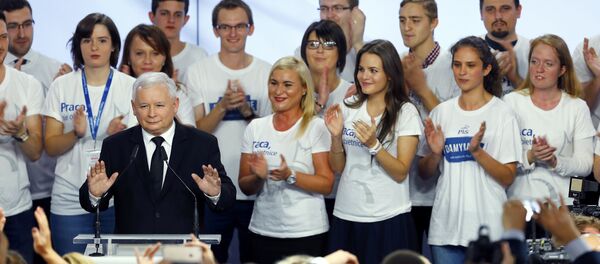 Jaroslaw Kaczynski, líder del partido conservador Ley y Justicia Jaroslaw Kaczynski, líder del partido conservador Ley y Justicia - Sputnik Mundo