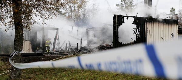 Consecuencias del incendio en un campo de refugiados en Suecia - Sputnik Mundo