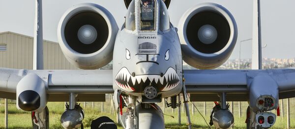 Aviones de asalto A-10 en la base aérea de Incirlik - Sputnik Mundo