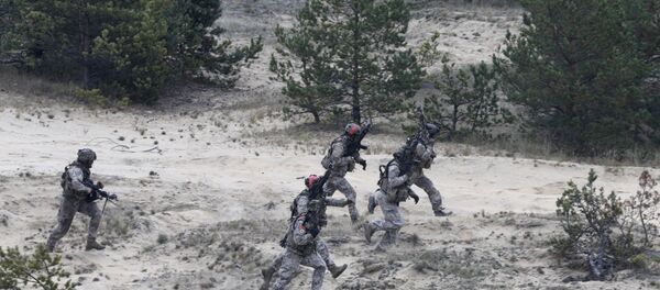 Despliegue militar de la OTAN cerca de las fronteras rusas es una provocación - Sputnik Mundo