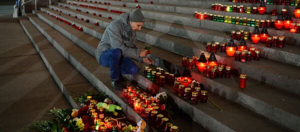 Las velas en homenaje a las víctimas del atentado del A321 sobre el Sinaí - Sputnik Mundo