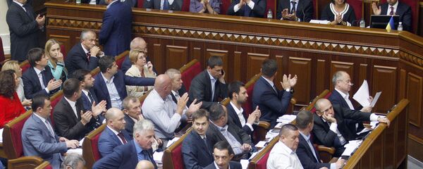 Votación sobre la reestructuración de la deuda pública en la Rada Suprema - Sputnik Mundo