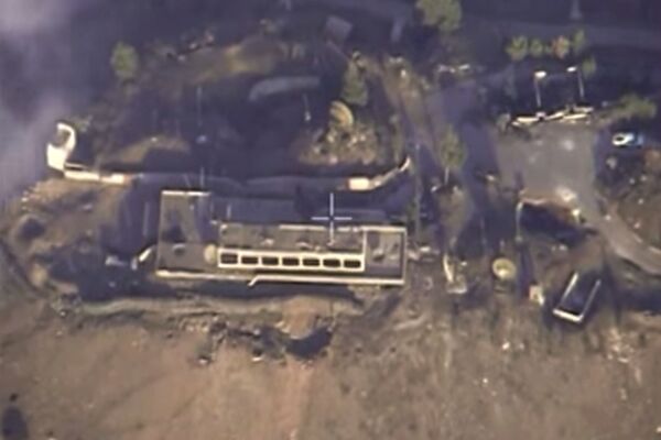 Aviación rusa bombardea una planta militar de extremistas en Alepo - Sputnik Mundo