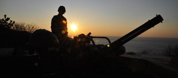 Marino surcoreano en la isla de Yeonpyeong en el mar Amarillo - Sputnik Mundo