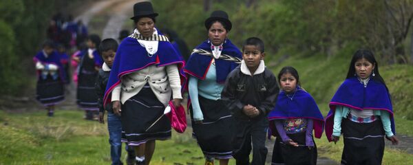 Una de las comunidades indígenas de Colombia Una de las comunidades indígenas de Colombia - Sputnik Mundo