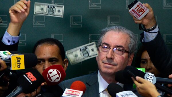 Presidente del Congreso, Eduardo Cunha atacó por el manifestante - Sputnik Mundo